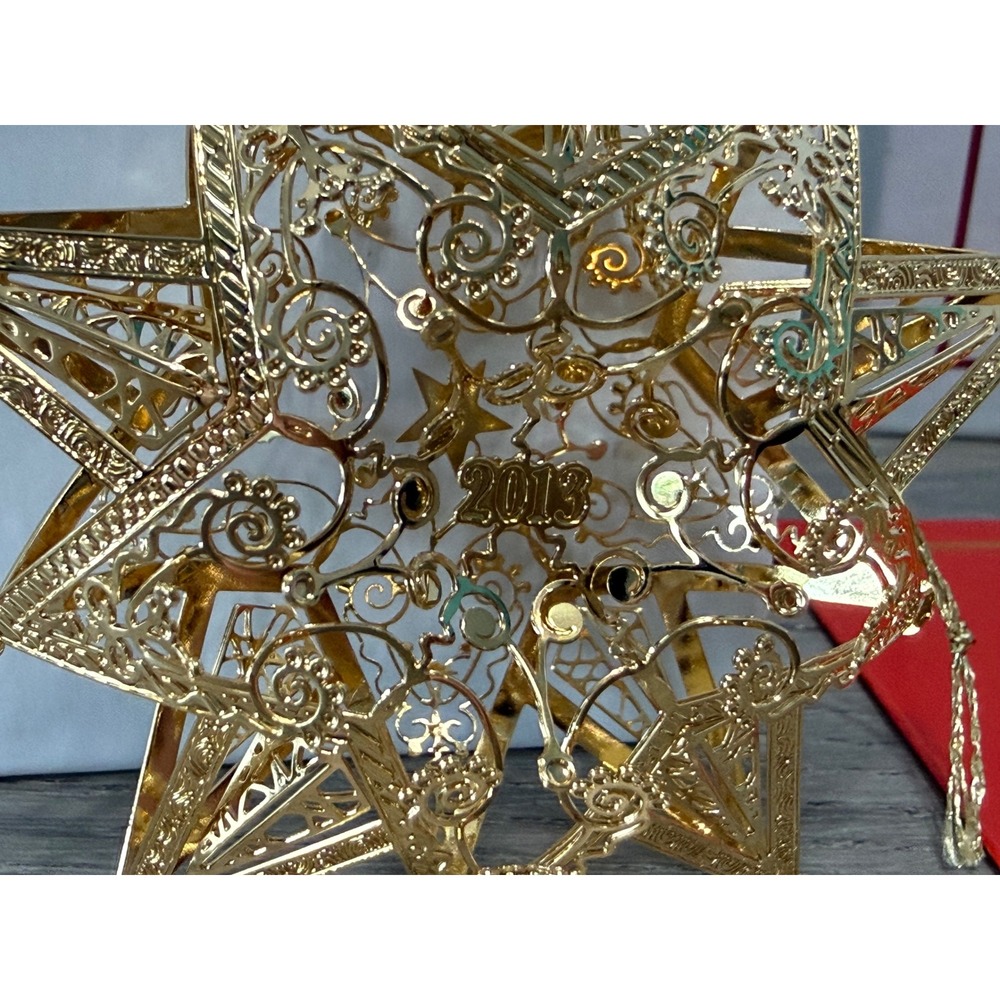 2013 Danbury Mint Annual 23k Gold Star of Wonder Christmas Tree Ornament - Picture 3 of 7